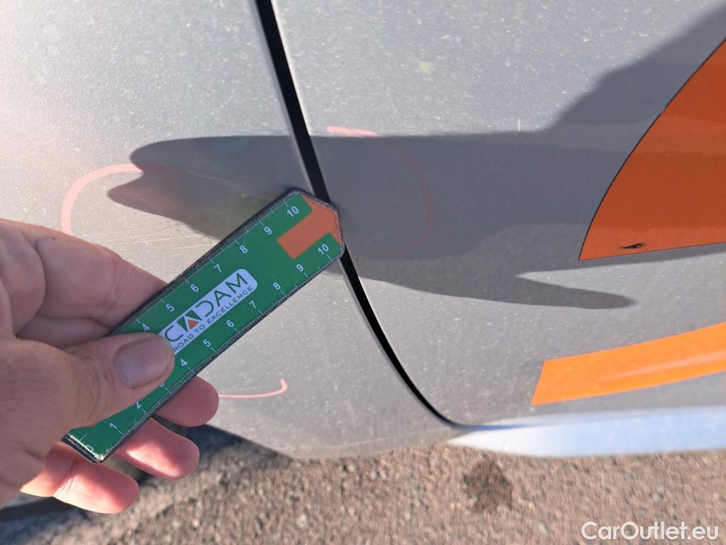  Toyota  Corolla TOYOTA  / 2019 / 5P / familiar 1.8 125H ACTIVE TECH E-CVT TOU SPORT #9