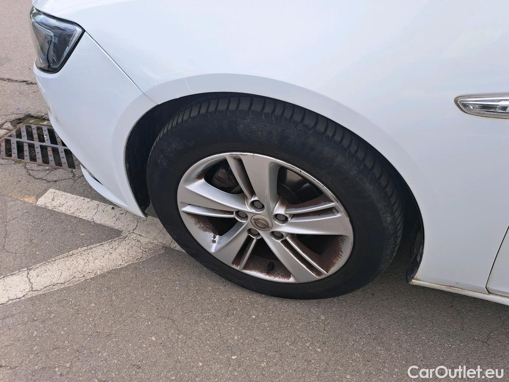  Opel  Insignia OPEL  5p 2G berlina con portón GS 1.6 CDTi 100kW Turbo D Selective #30
