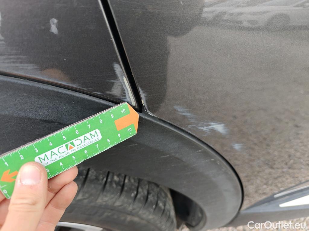  Peugeot  3008 PEUGEOT  / 2020 / 5P / todoterreno 1.5 BlueHDi 96kW S&S Allure Pack EAT8 #20