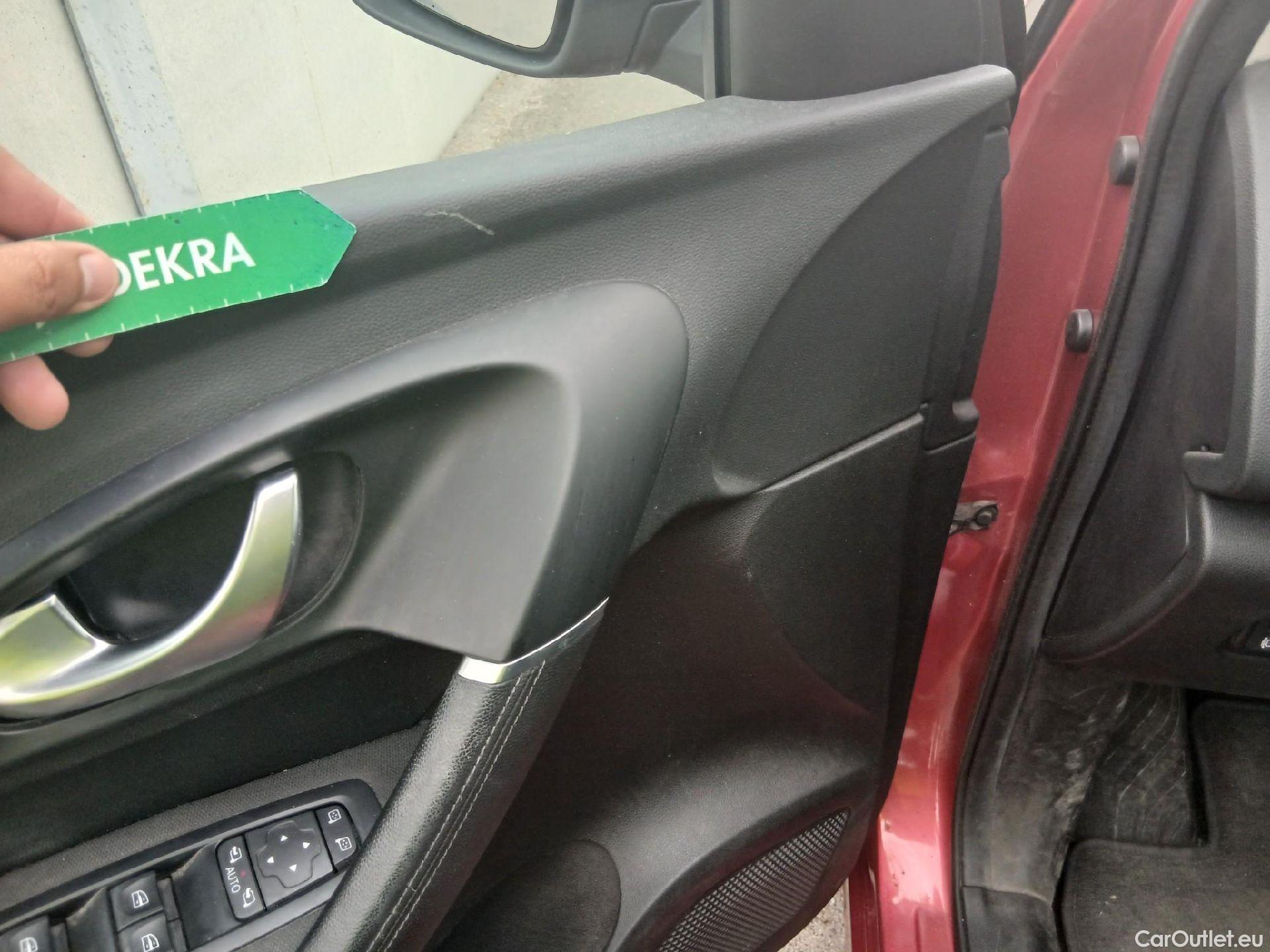  Renault  Kadjar RENAULT  / 2019 / 5P / crossover Intens Blue dCi 85kW (115CV) #6