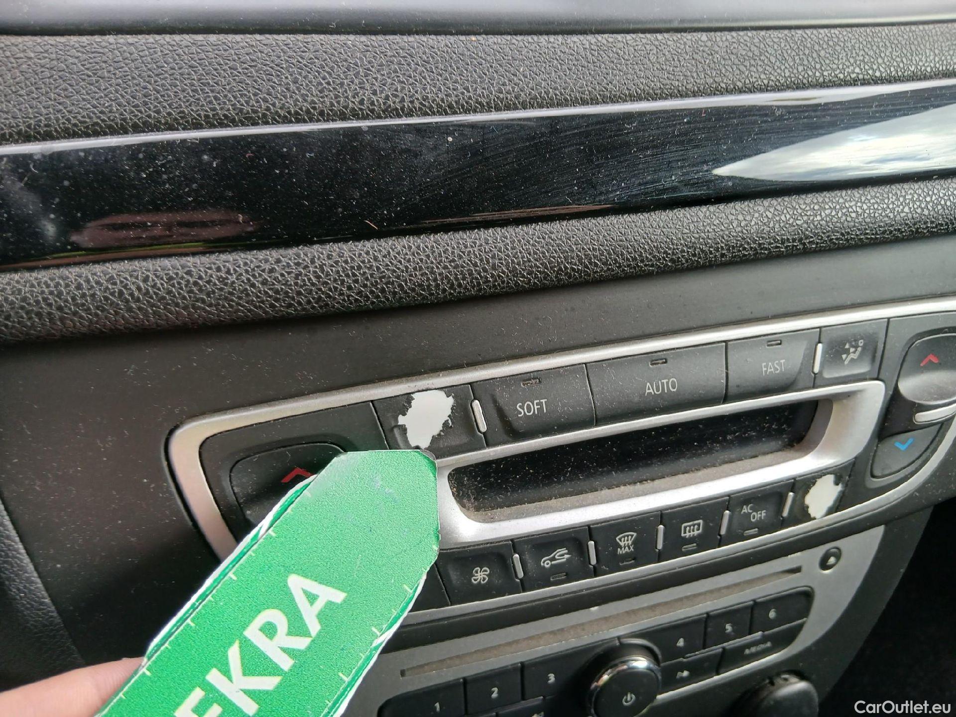  Renault  Megane RENAULT MÉGANE 5p 3G familiar Sp. Tou. Bose Energy dCi 130 S&S Euro 6 #5