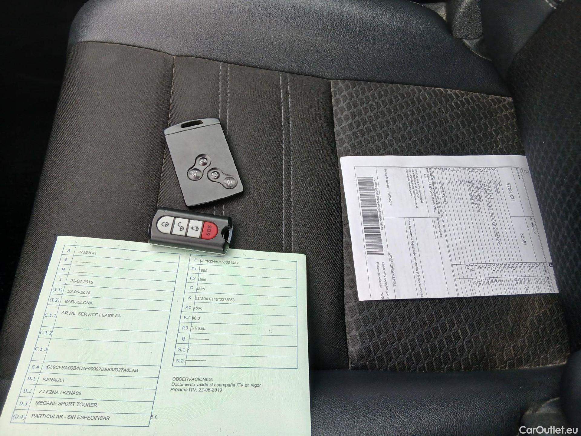  Renault  Megane RENAULT MÉGANE 5p 3G familiar Sp. Tou. Bose Energy dCi 130 S&S Euro 6 #2