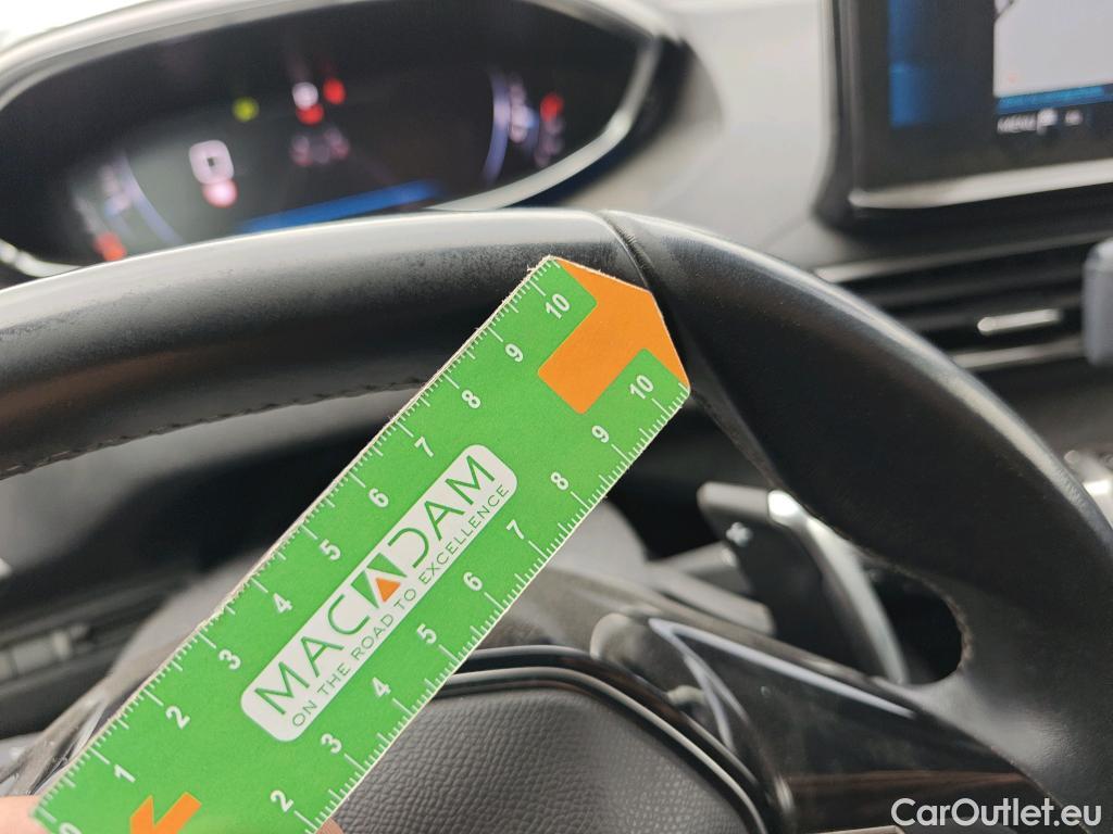  Peugeot  3008 PEUGEOT  / 2020 / 5P / todoterreno 1.5 BlueHDi 96kW S&S Allure Pack EAT8 #29