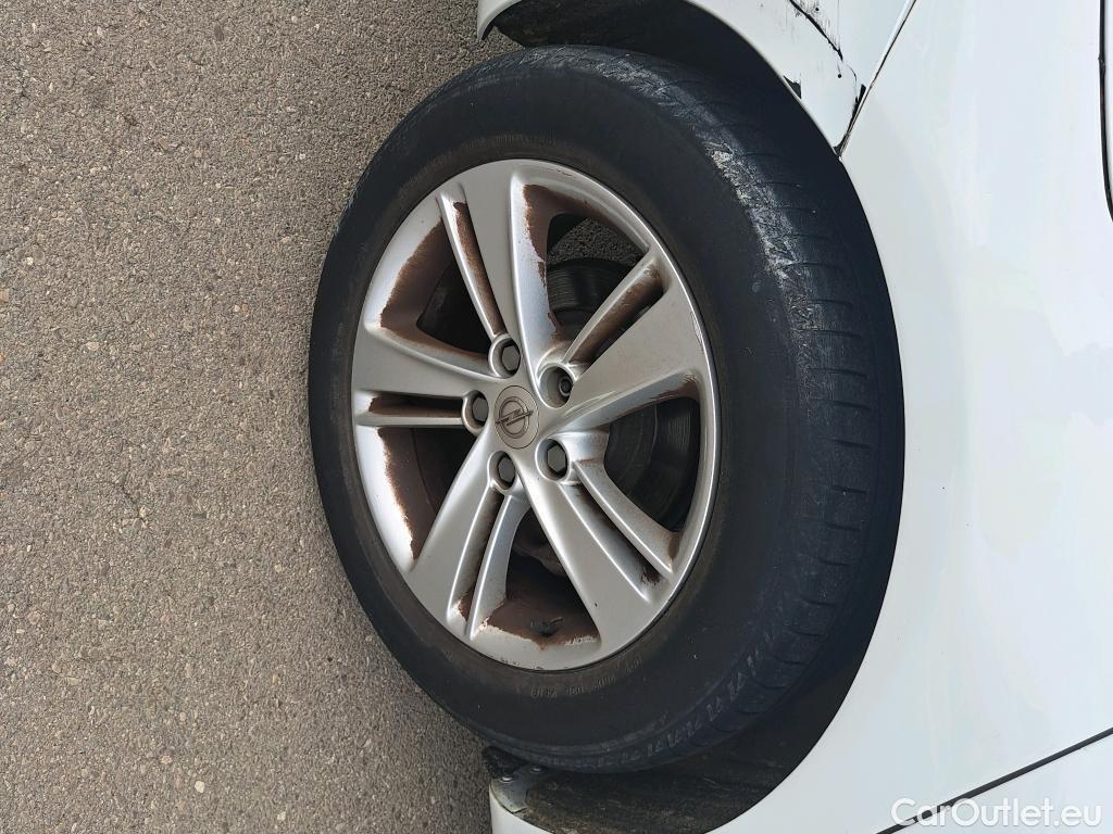  Opel  Insignia OPEL  5p 2G berlina con portón GS 1.6 CDTi 100kW Turbo D Selective #44