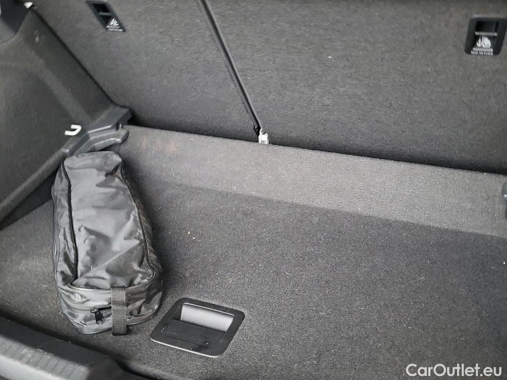  Volkswagen  Polo VOLKSWAGEN  / 2021 / 5P / berlina con portón Life 1.0 TSI 70kW (95CV) #5