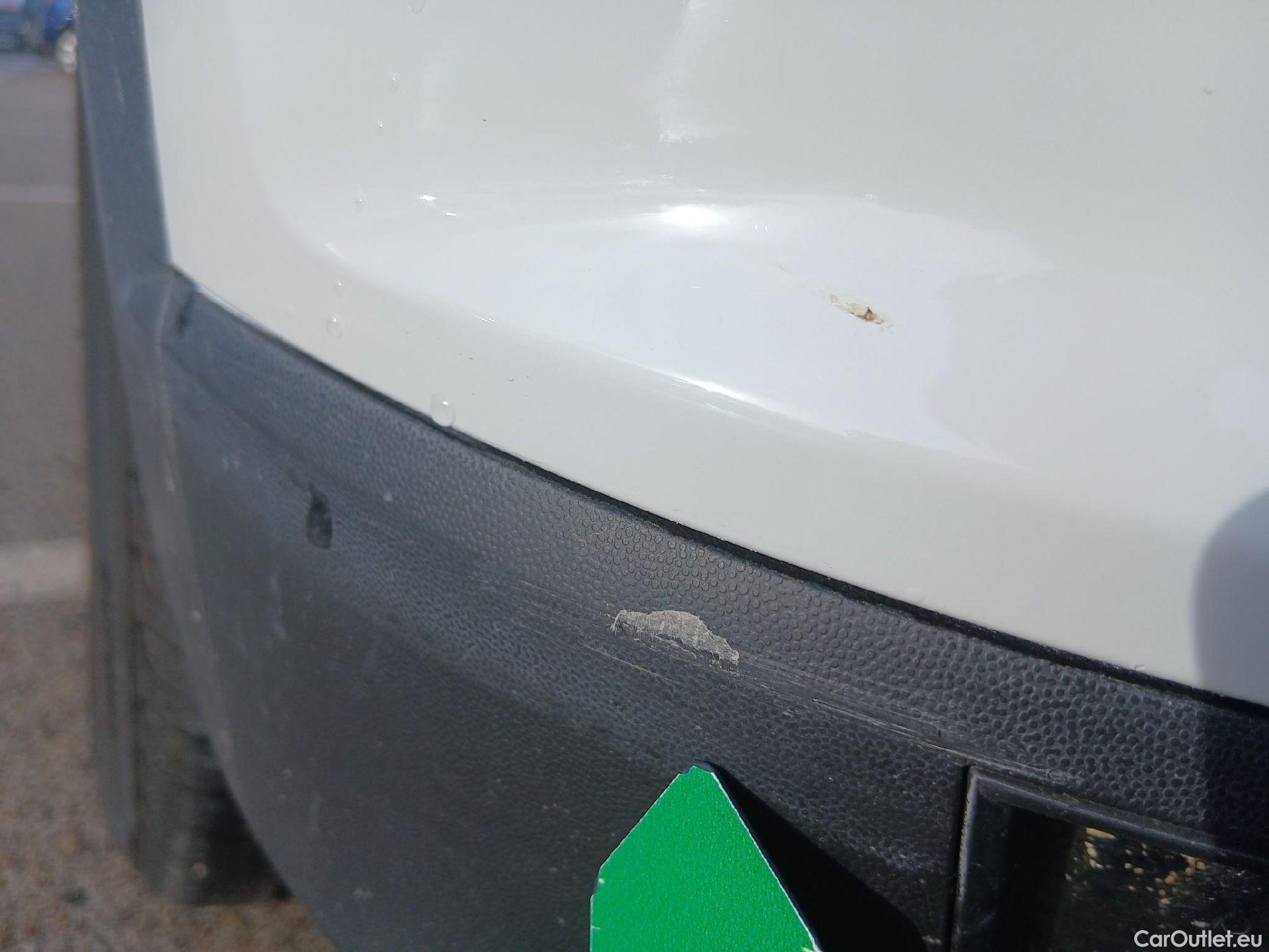  Volkswagen  T-ROC VOLKSWAGEN  / 2017 / 5P / todoterreno Advance 1.0 TSI 85kW (115CV) #5