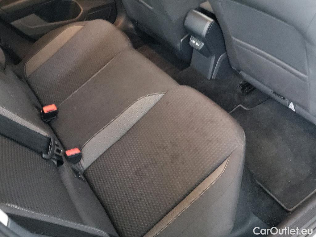  Volkswagen  Polo VOLKSWAGEN  / 2021 / 5P / berlina con portón Life 1.0 TSI 70kW (95CV) #6