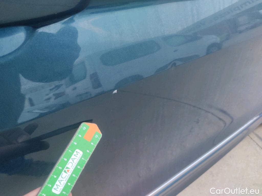  Volkswagen  Tiguan VOLKSWAGEN  / 2020 / 5P / todoterreno R-Line 2.0 TDI 110kW (150CV) DSG #34