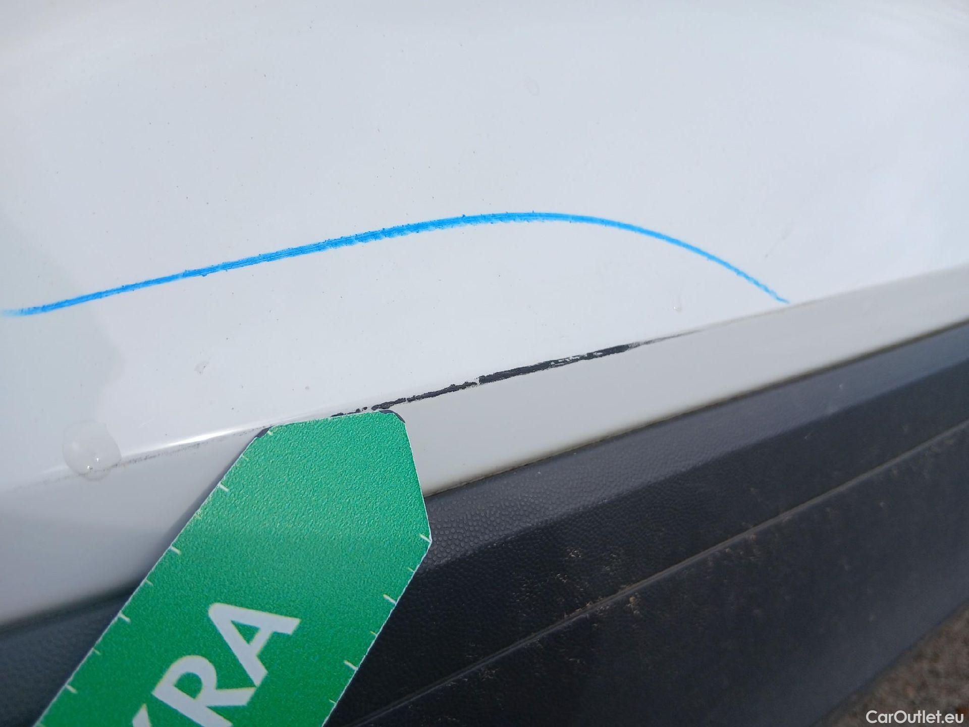  Volkswagen  T-ROC VOLKSWAGEN  / 2017 / 5P / todoterreno Advance 1.0 TSI 85kW (115CV) #39