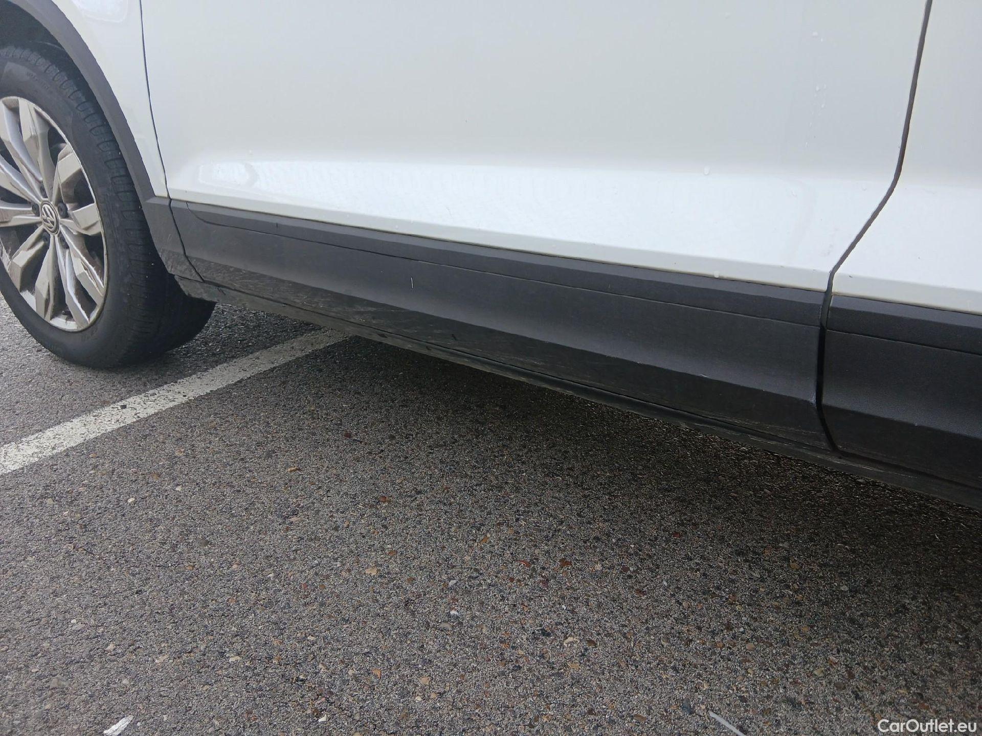  Volkswagen  T-ROC VOLKSWAGEN  / 2017 / 5P / todoterreno Advance 1.0 TSI 85kW (115CV) #20