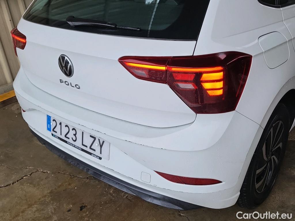  Volkswagen  Polo VOLKSWAGEN  / 2021 / 5P / berlina con portón Life 1.0 TSI 70kW (95CV) #3
