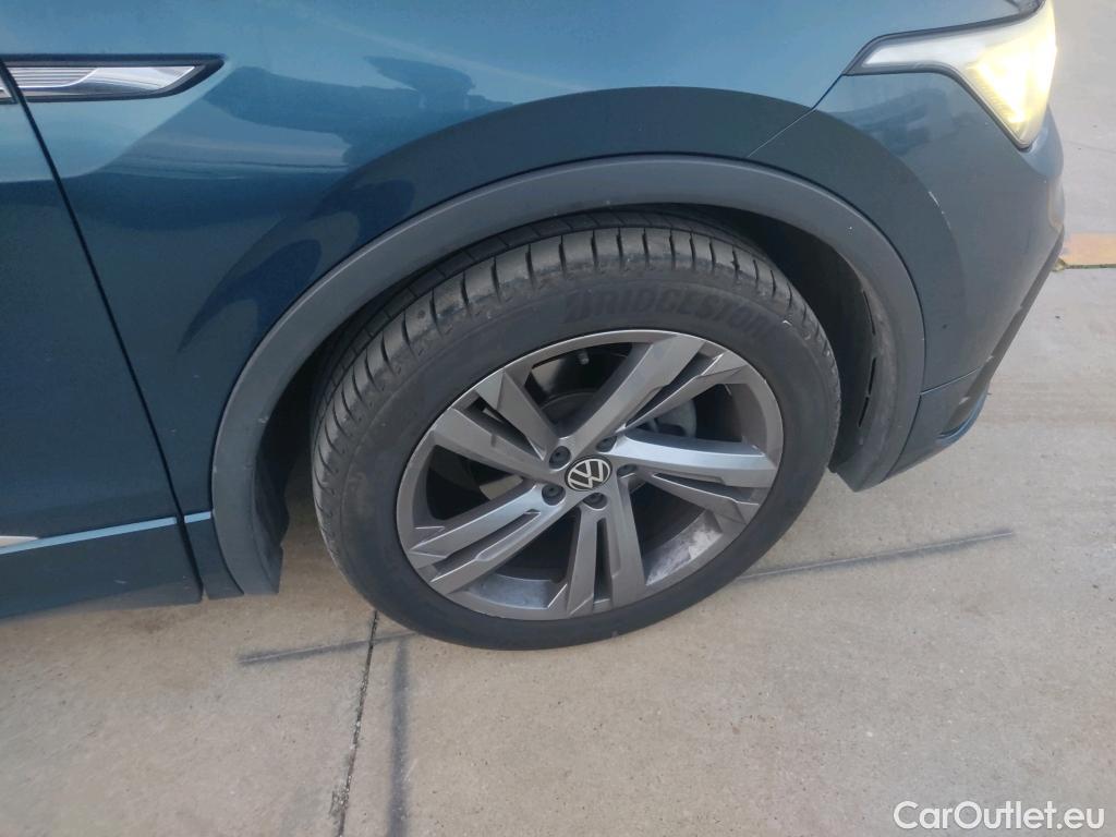  Volkswagen  Tiguan VOLKSWAGEN  / 2020 / 5P / todoterreno R-Line 2.0 TDI 110kW (150CV) DSG #12