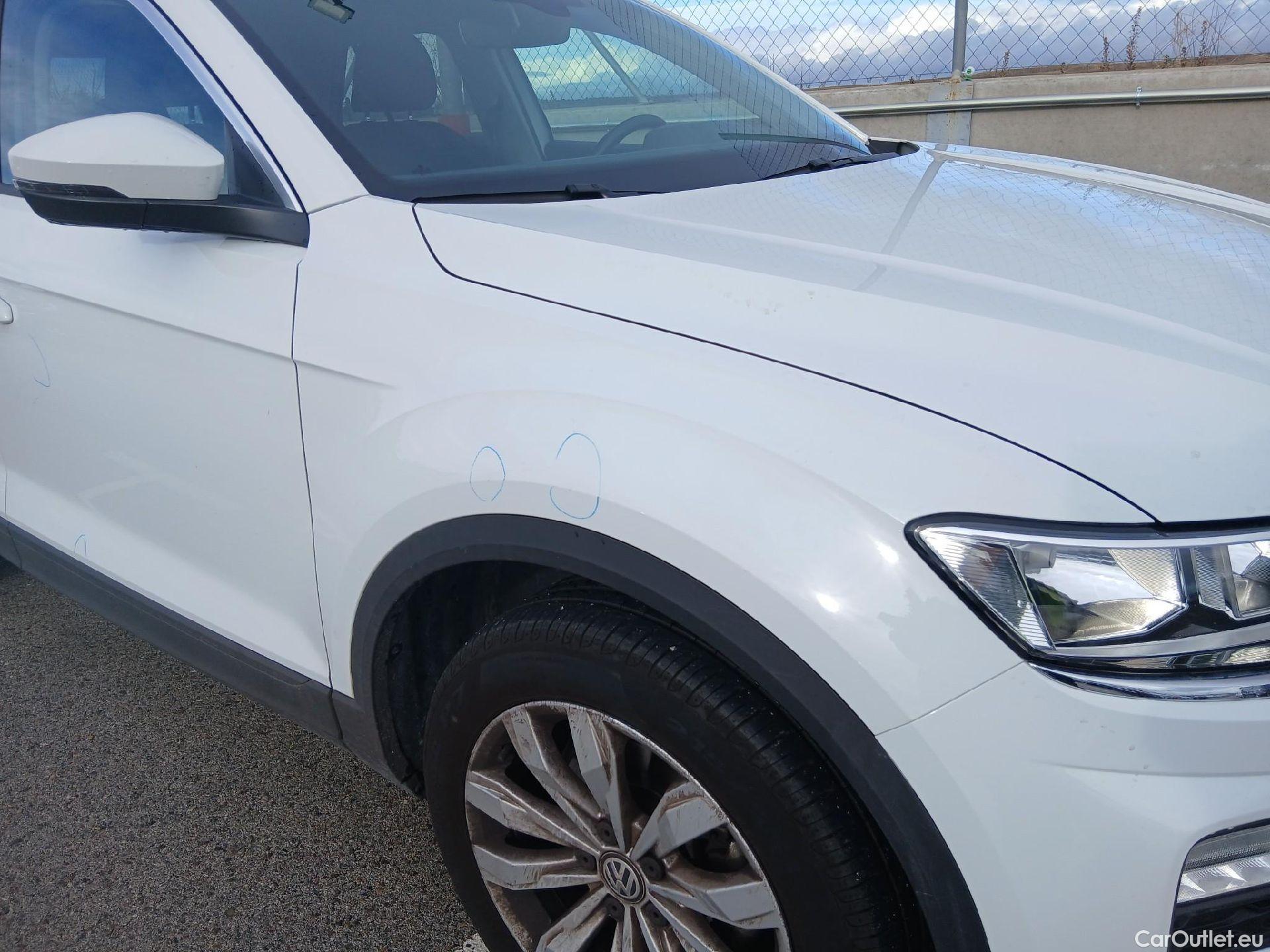  Volkswagen  T-ROC VOLKSWAGEN  / 2017 / 5P / todoterreno Advance 1.0 TSI 85kW (115CV) #42