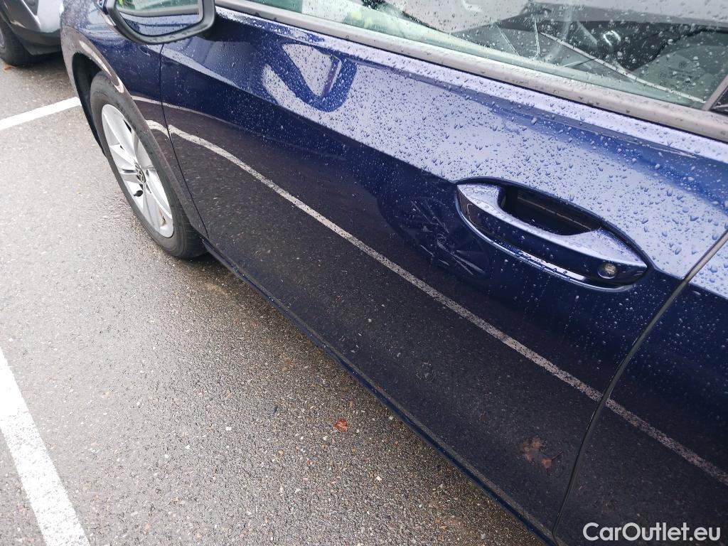  Volkswagen  Golf  VOLKSWAGEN / 2020 / 5P / berlina con portón 2.0 TDI 85kW (115CV) #7