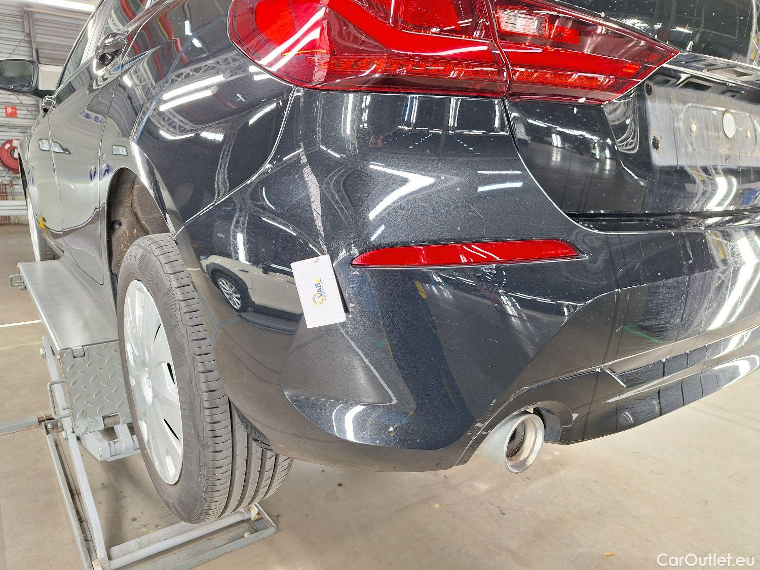  Bmw  Serie 1 BMW, 1-serie '19, BMW 1 Reeks Hatch 116dA (85 kW) 5d #19