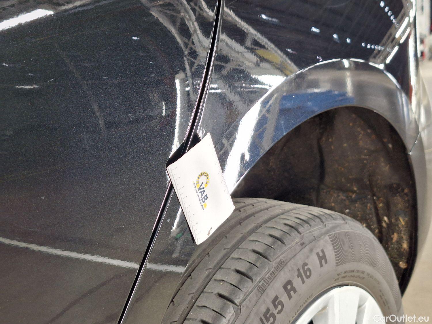  Bmw  Serie 1 BMW, 1-serie '19, BMW 1 Reeks Hatch 116dA (85 kW) 5d #21