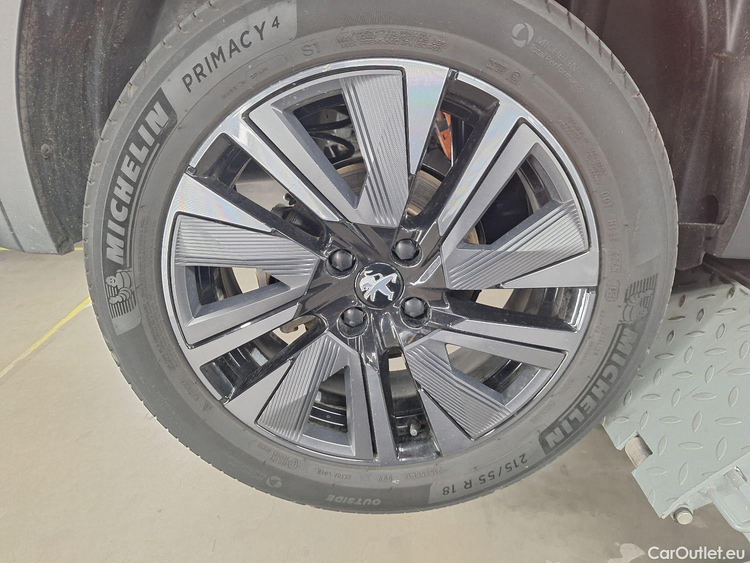  Peugeot  2008 Peugeot,  '19, Peugeot  e- GT Pack 5d #1