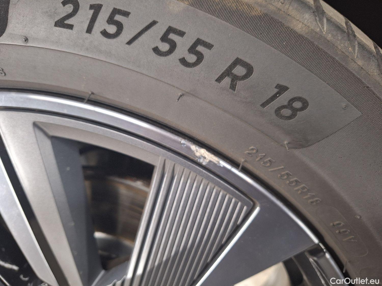  Peugeot  2008 Peugeot,  '19, Peugeot  e- GT Pack 5d #6