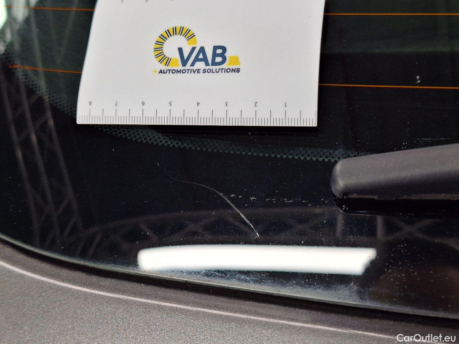  Peugeot  2008 Peugeot,  FL'16, Peugeot  1.2 Puretech 61kW S&S Active 5d #29