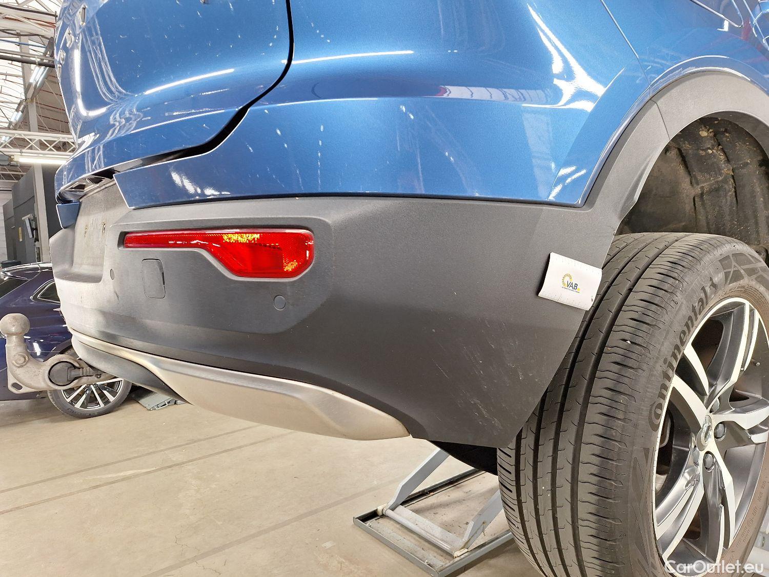  Volvo  XC 40 Volvo, XC40 '17, Volvo XC40 T3 Geartronic R-Design 5d #14