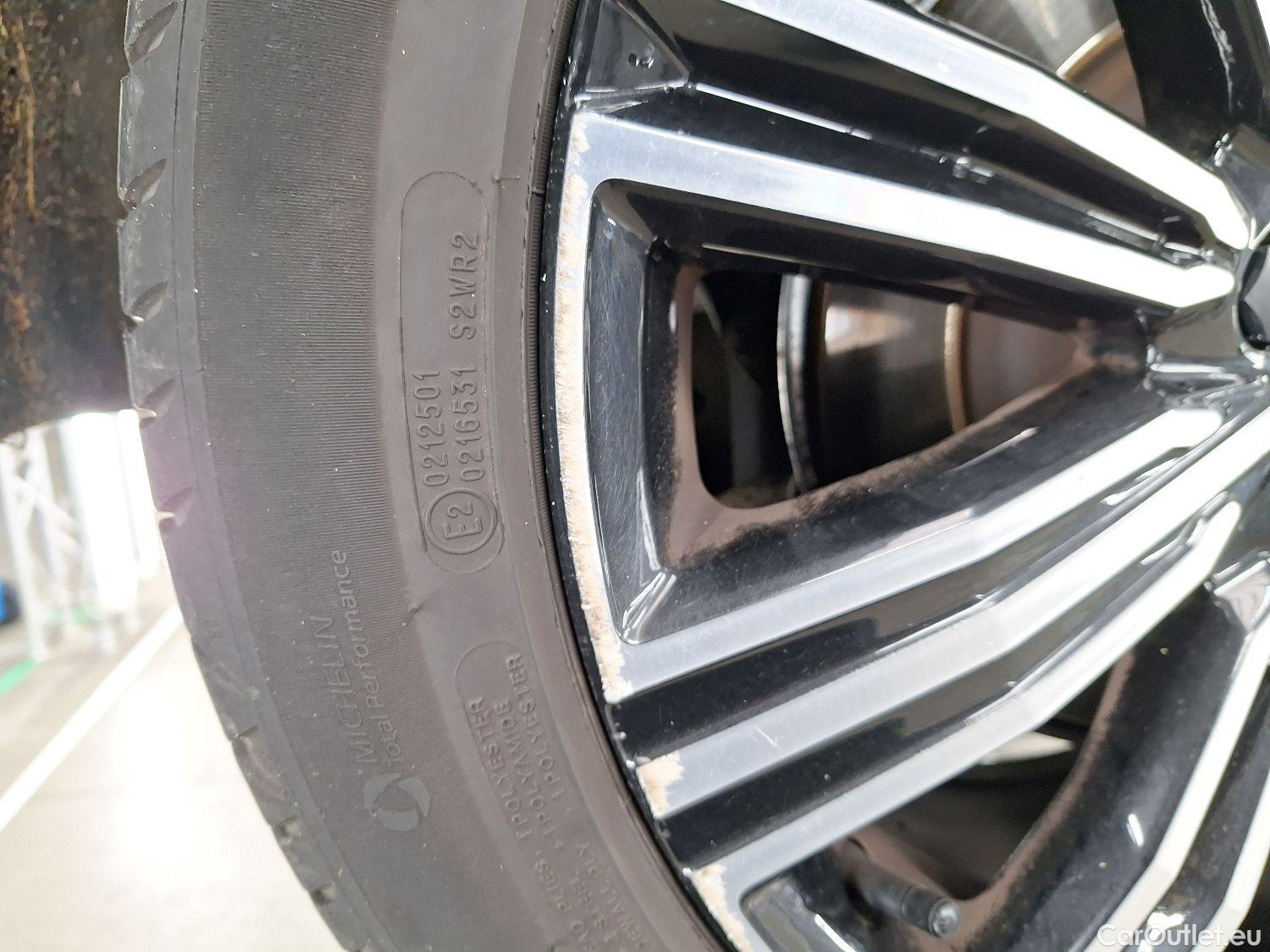  Volvo  V60 Volvo,  '18, Volvo  D3 Geartronic Momentum Pro 5d #9