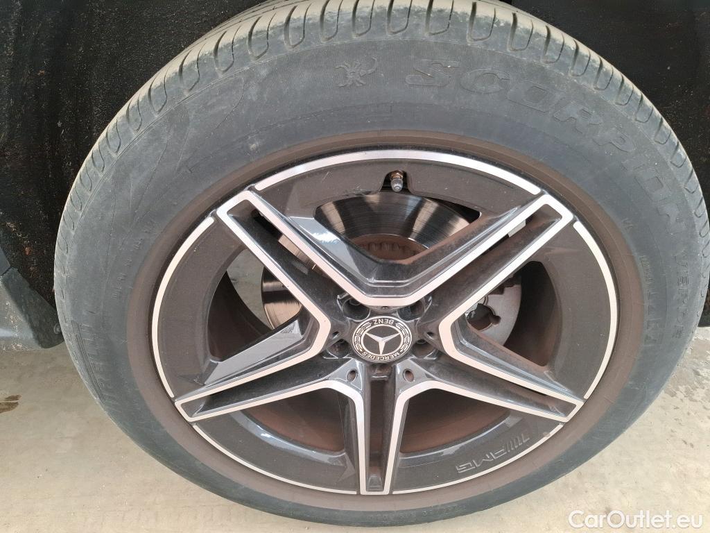  Mercedes  G-Klasee MERCEDES-BENZ GLC Coupe / 2019 / 5P / Coupé 2.0 GLC 300 E BUSINESS LINE 4MATIC #7