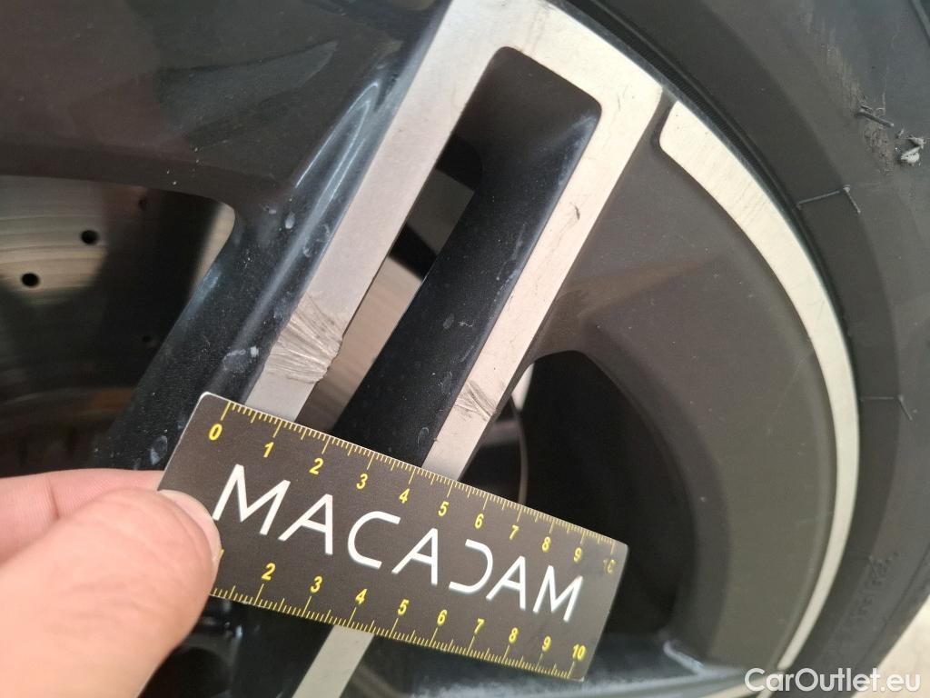  Mercedes  G-Klasee MERCEDES-BENZ GLC Coupe / 2019 / 5P / Coupé 2.0 GLC 300 E BUSINESS LINE 4MATIC #25