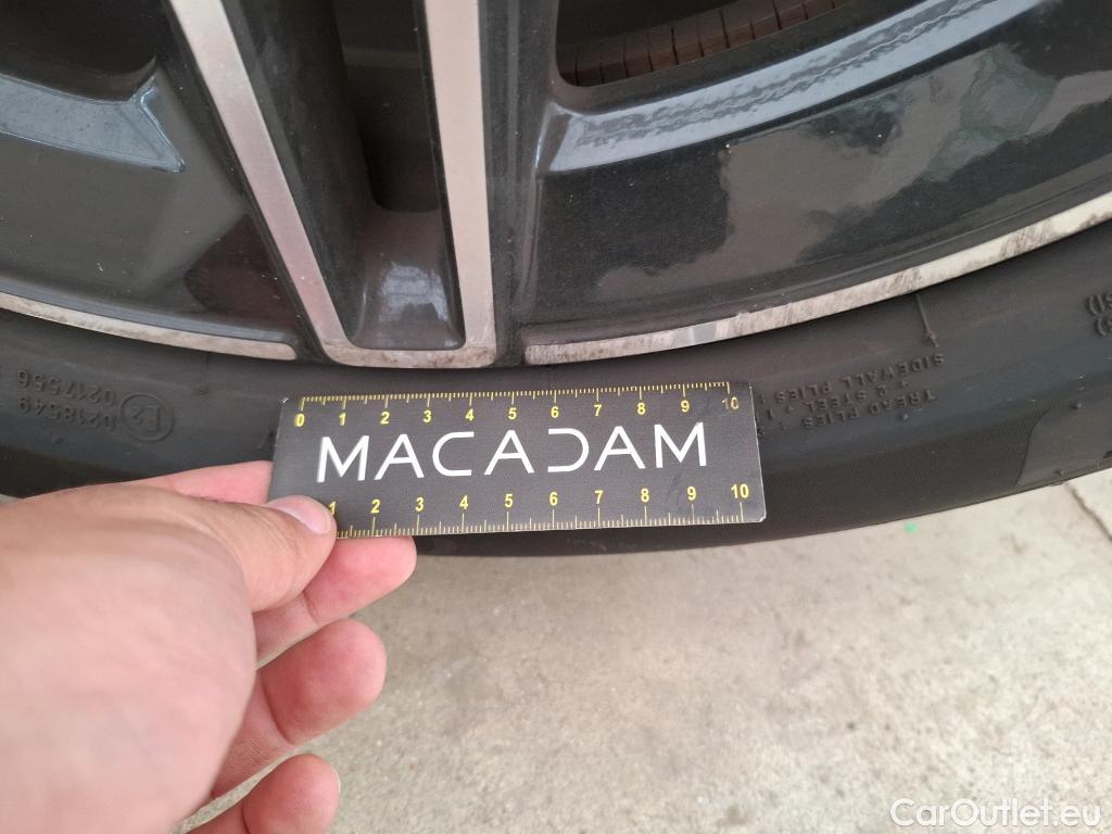  Mercedes  G-Klasee MERCEDES-BENZ GLC Coupe / 2019 / 5P / Coupé 2.0 GLC 300 E BUSINESS LINE 4MATIC #21