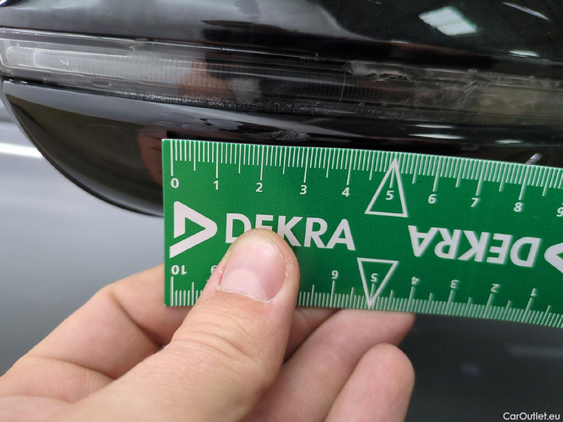  Porsche  Cayenne PORSCHE  / 2017 / 5P / SUV  E-Hybrid #8