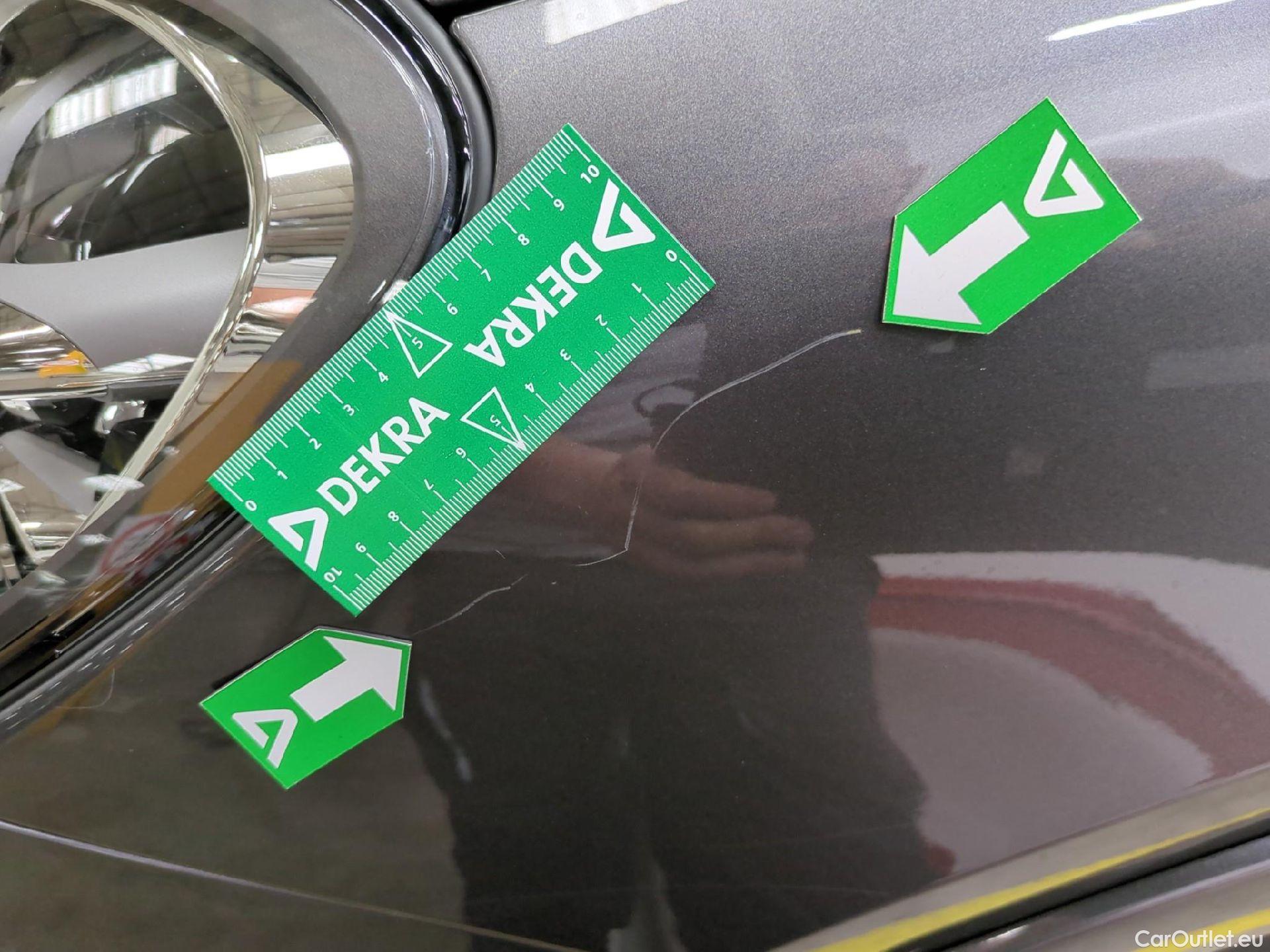  Porsche  Cayenne PORSCHE  / 2017 / 5P / SUV  E-Hybrid #22