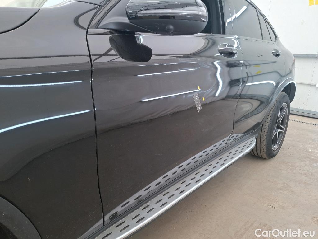  Mercedes  G-Klasee MERCEDES-BENZ GLC Coupe / 2019 / 5P / Coupé 2.0 GLC 300 E BUSINESS LINE 4MATIC #1