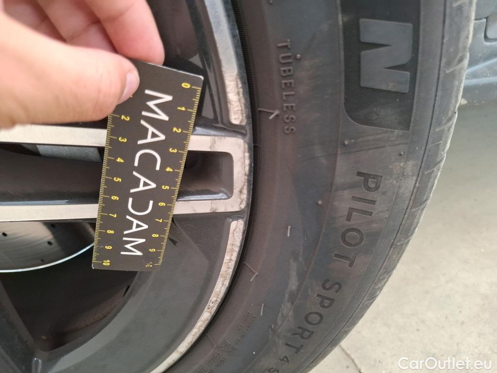  Mercedes  G-Klasee MERCEDES-BENZ GLC Coupe / 2019 / 5P / Coupé 2.0 GLC 300 E BUSINESS LINE 4MATIC #19