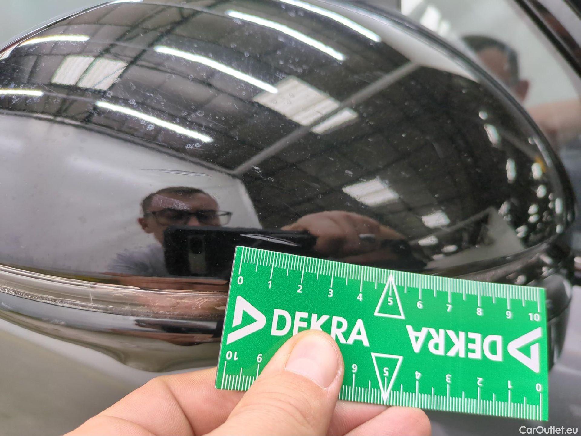  Porsche  Cayenne PORSCHE  / 2017 / 5P / SUV  E-Hybrid #12