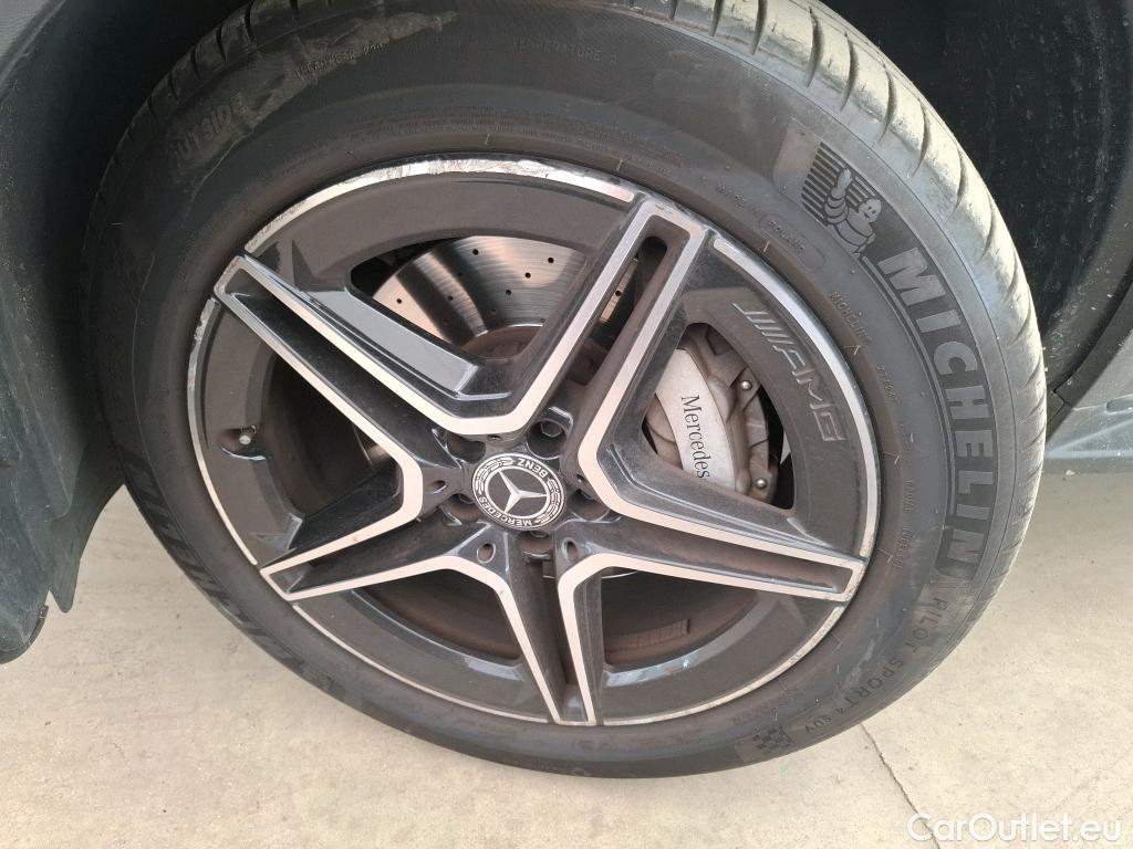  Mercedes  G-Klasee MERCEDES-BENZ GLC Coupe / 2019 / 5P / Coupé 2.0 GLC 300 E BUSINESS LINE 4MATIC #15