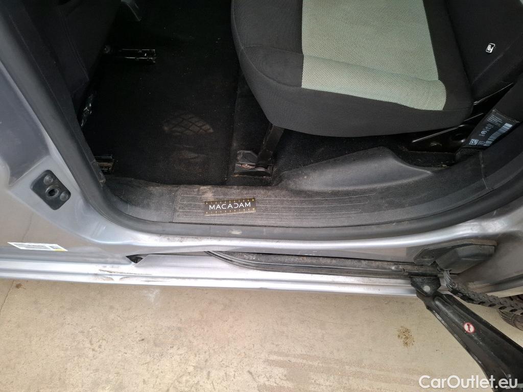  Citroen  Berlingo  Feel M 1.2 PureTech 130CV BVA8 E6d / 7places #41