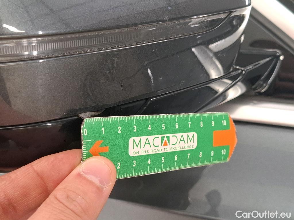  Bmw  Serie 3 BMW Série 3 Berline / 2018 / 4P / Berline 330e 292ch Business Design BVA8 Hybride #15