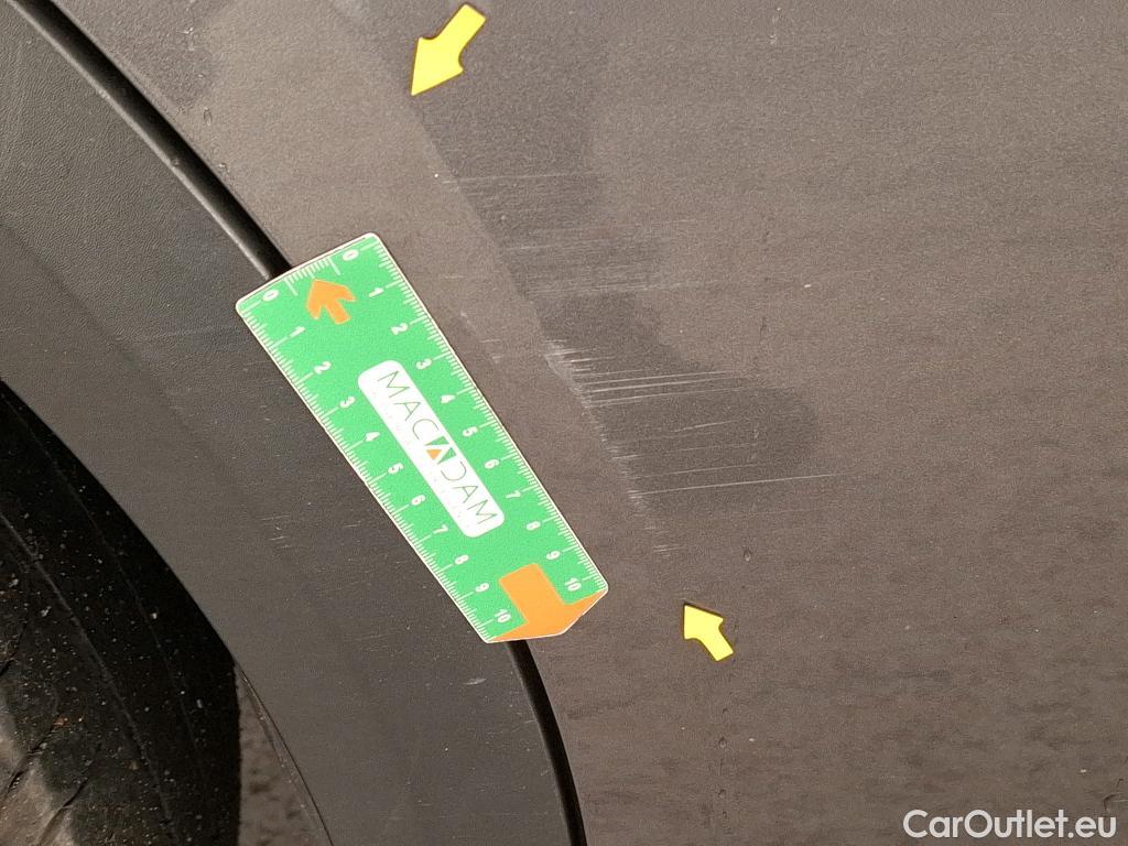  DS  DS7 DS DS 7 Crossback / 2017 / 5P / SUV E-TENSE 4x4 Grand Chic #9