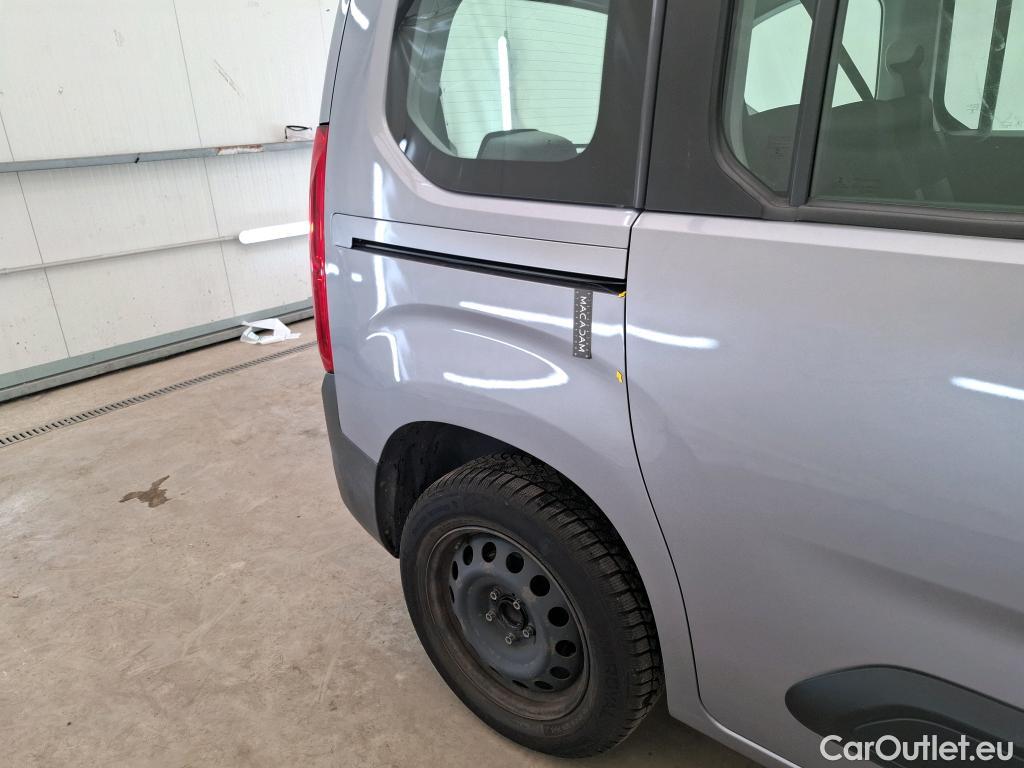  Citroen  Berlingo  Feel M 1.2 PureTech 130CV BVA8 E6d / 7places #9