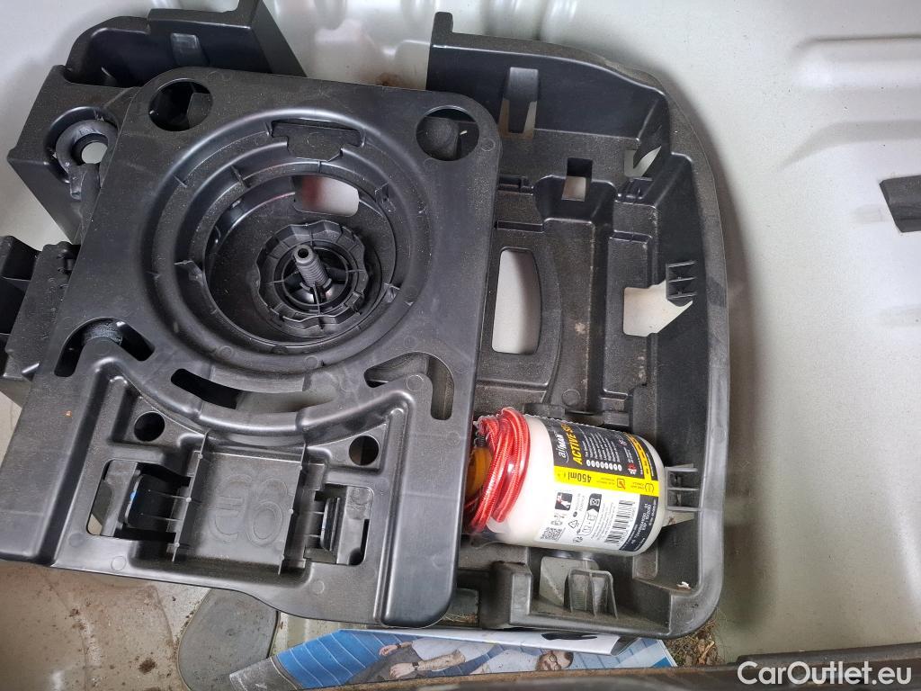  Citroen  C3 CITROEN  Société / 2020 / 5P / Berline / VU BlueHDi 100 SandS BVM6 Feel Nav #8