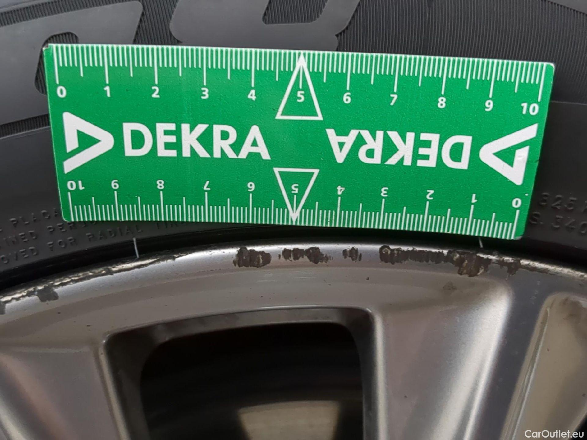  Ford  Kuga  Vignale 2.0 TDCi 150CV BVM6 E6 #10