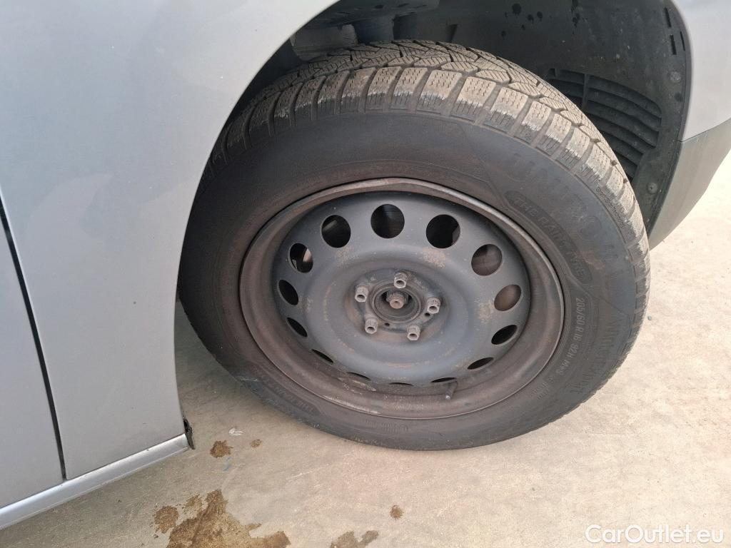  Citroen  Berlingo  Feel M 1.2 PureTech 130CV BVA8 E6d / 7places #38