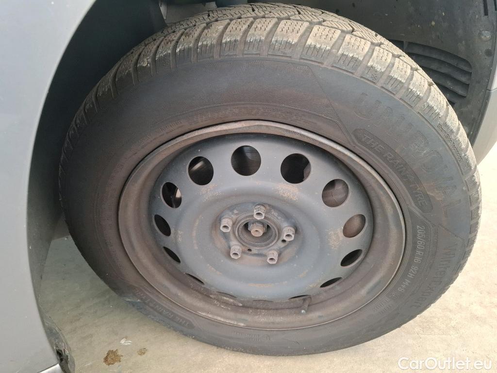  Citroen  Berlingo  Feel M 1.2 PureTech 130CV BVA8 E6d / 7places #39