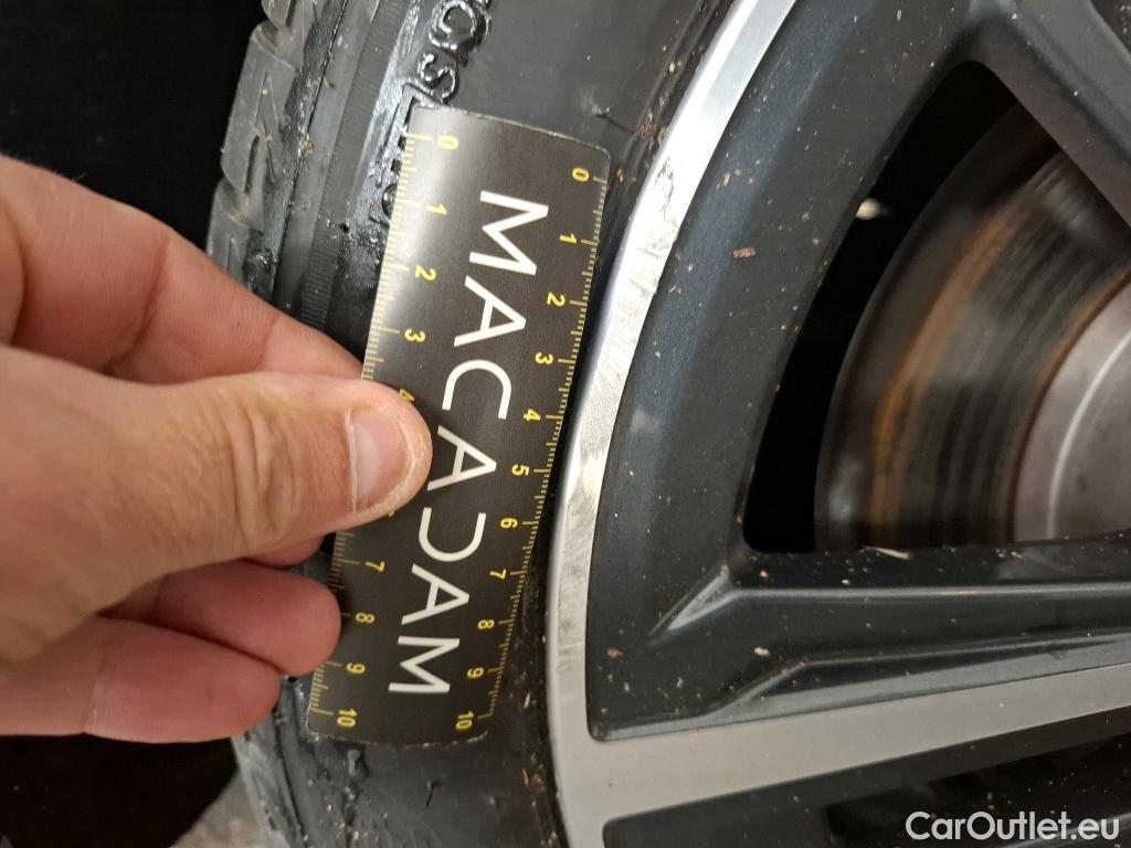  Bmw  Serie 1 BMW Série 1 / 2019 / 5P / Berline 116i Business Design #8