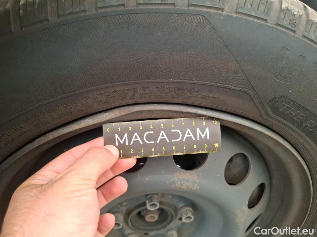  Citroen  Berlingo  Feel M 1.2 PureTech 130CV BVA8 E6d / 7places #49