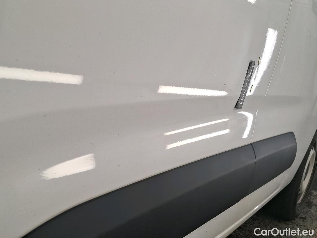  Citroen  Berlingo  Fourgon Club XL 950 1.5 BlueHDi 100CV BVM5 E6dT #16