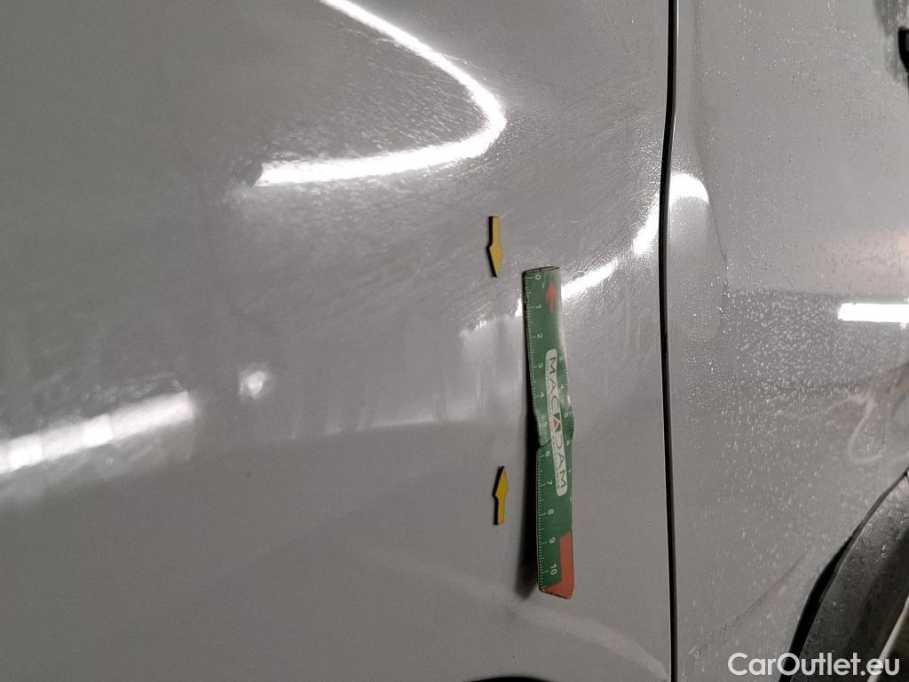  Citroen  Berlingo CITROEN  Van / 2018 / 4P / Fourgonnette Taille M 650kg BlueHDi 100 S&S BVM Club #27