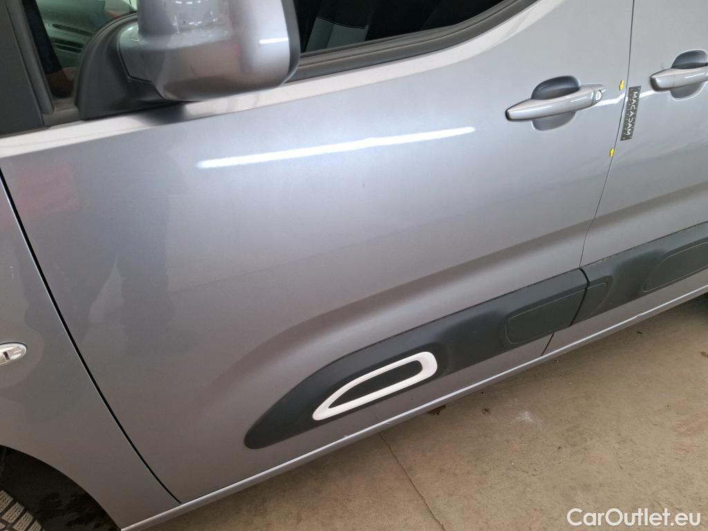  Citroen  Berlingo  Feel M 1.2 PureTech 130CV BVA8 E6d / 7places #22