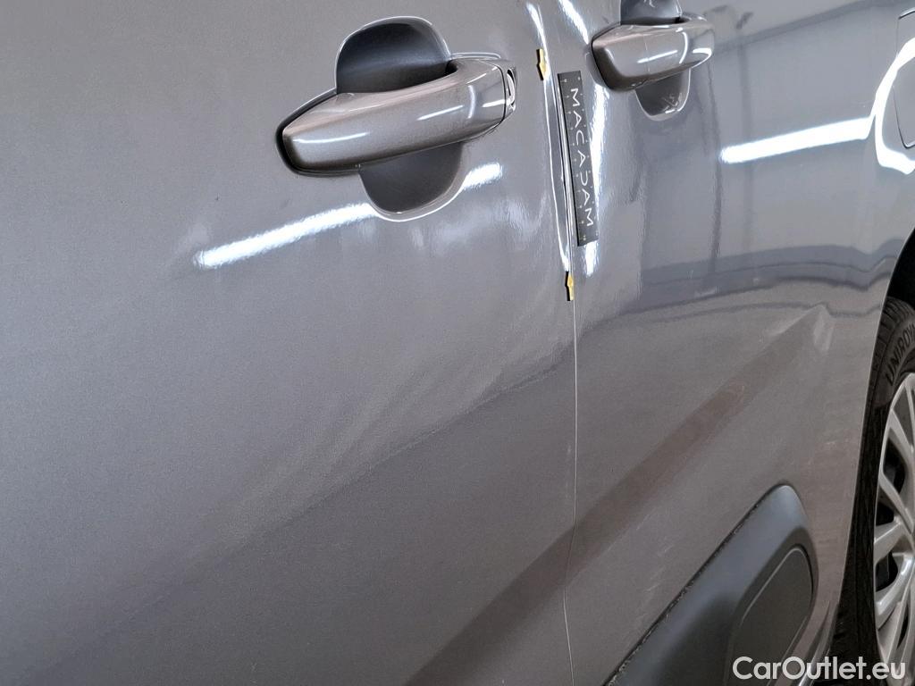  Citroen  Berlingo  Feel M 1.2 PureTech 130CV BVA8 E6d / 7places #23