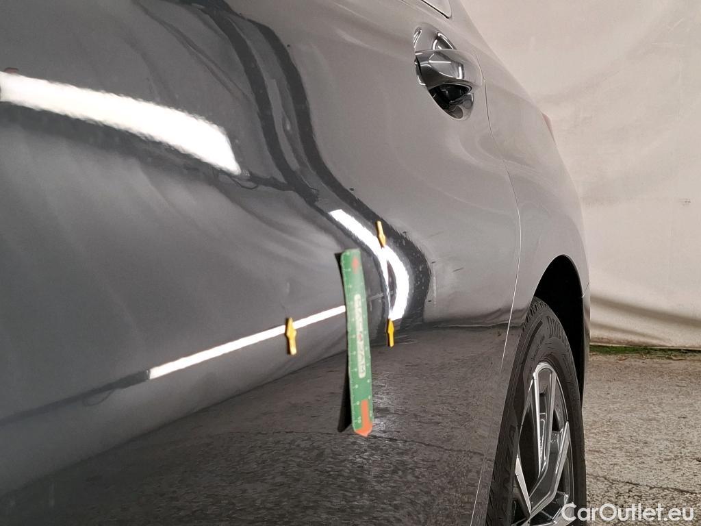  Bmw  Serie 3 BMW Série 3 Berline / 2018 / 4P / Berline 330e 292ch Business Design BVA8 Hybride #4