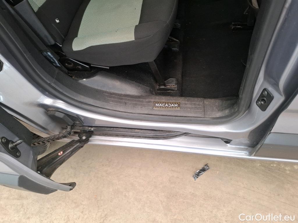  Citroen  Berlingo  Feel M 1.2 PureTech 130CV BVA8 E6d / 7places #43